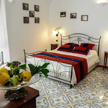 Maison De Charme Nannarella Holiday home *